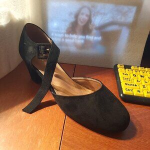 NEW Eugisy Ankle Strap Pump Closed Round Toe Low Block Heel Blk SzUS12-12.5/EU43